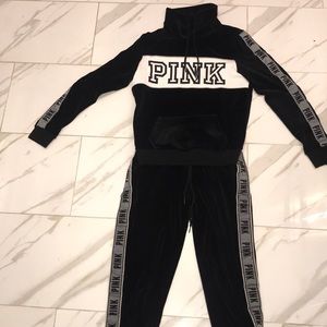 Vs pink sweatsuit set